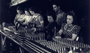 14亿人的战争:中国人用了30年望见计算力的珠峰